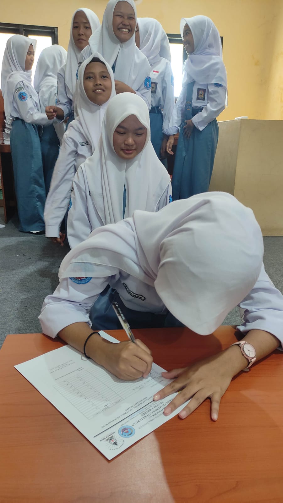 Pelatihan teknik cerdas mengulas buku 10